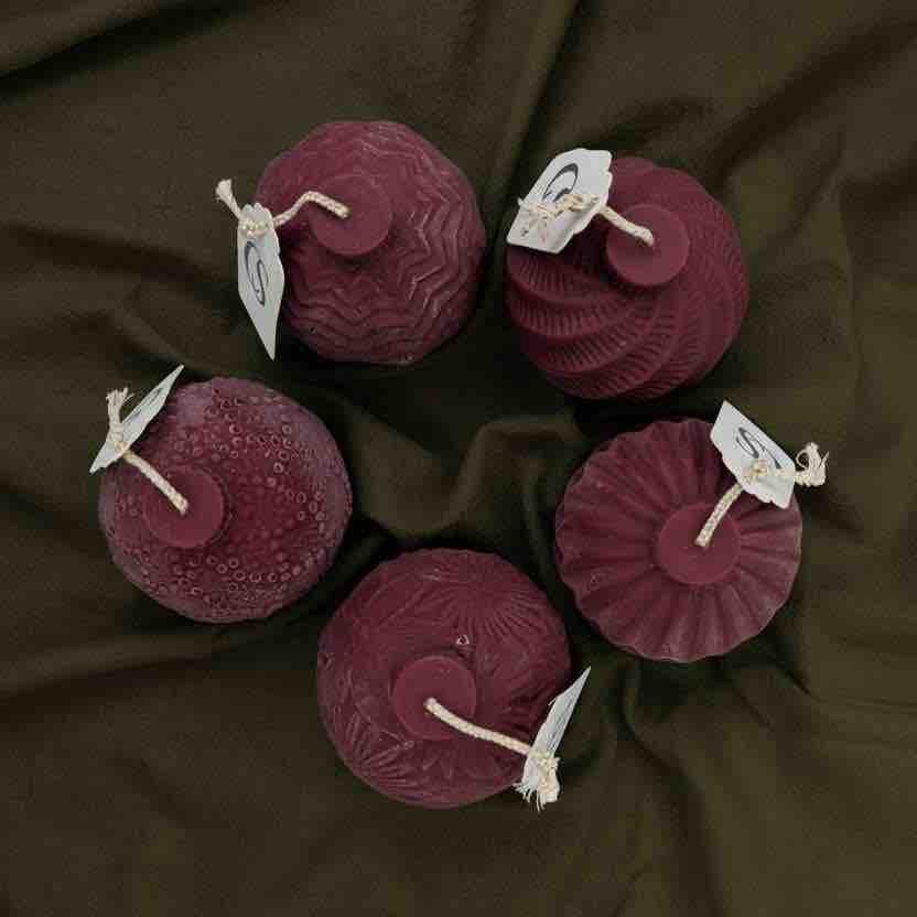 Kalėdinių žaisliukų rinkinys bordo