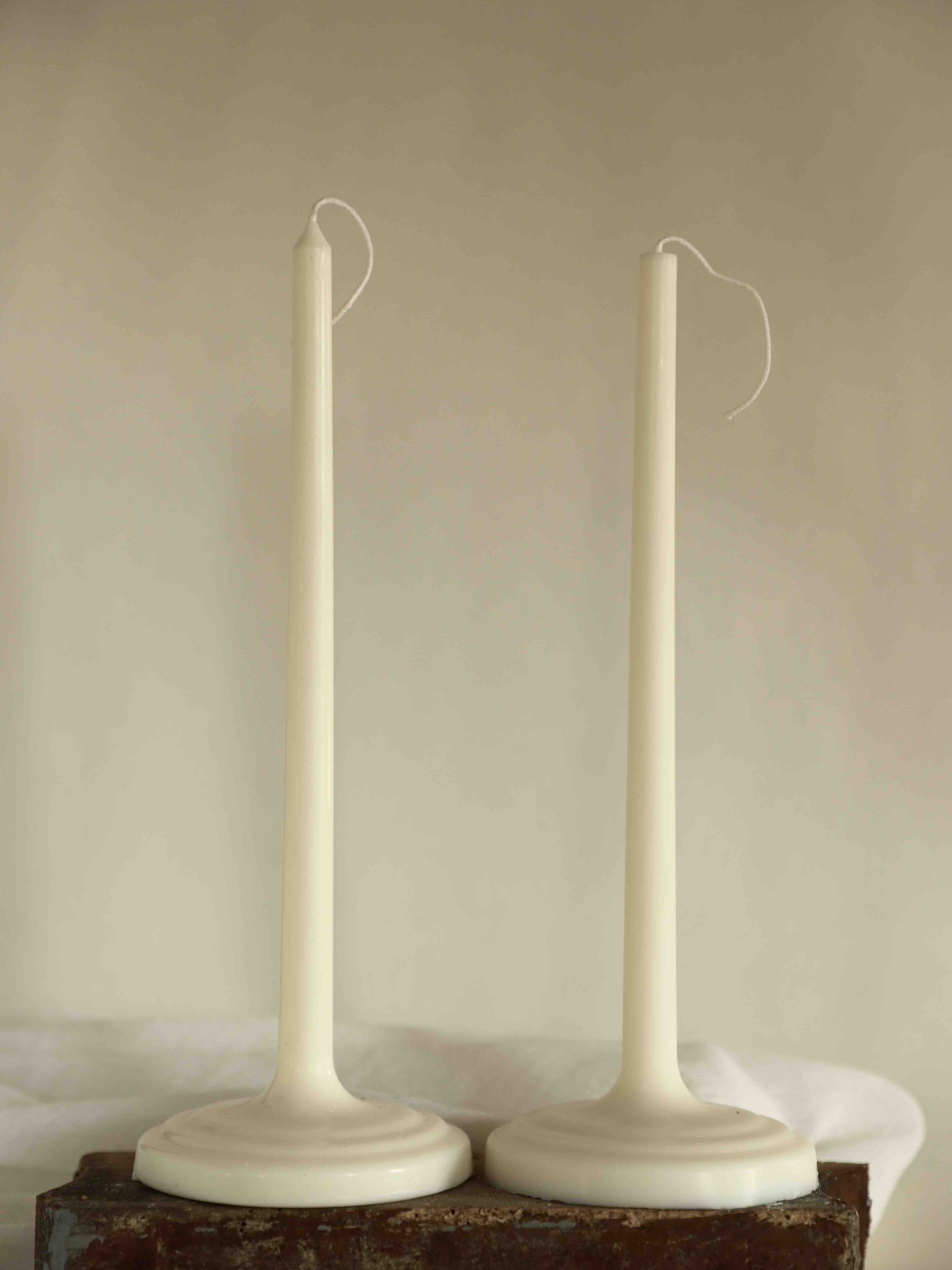 Eliza (spalva: natūrali vaško)