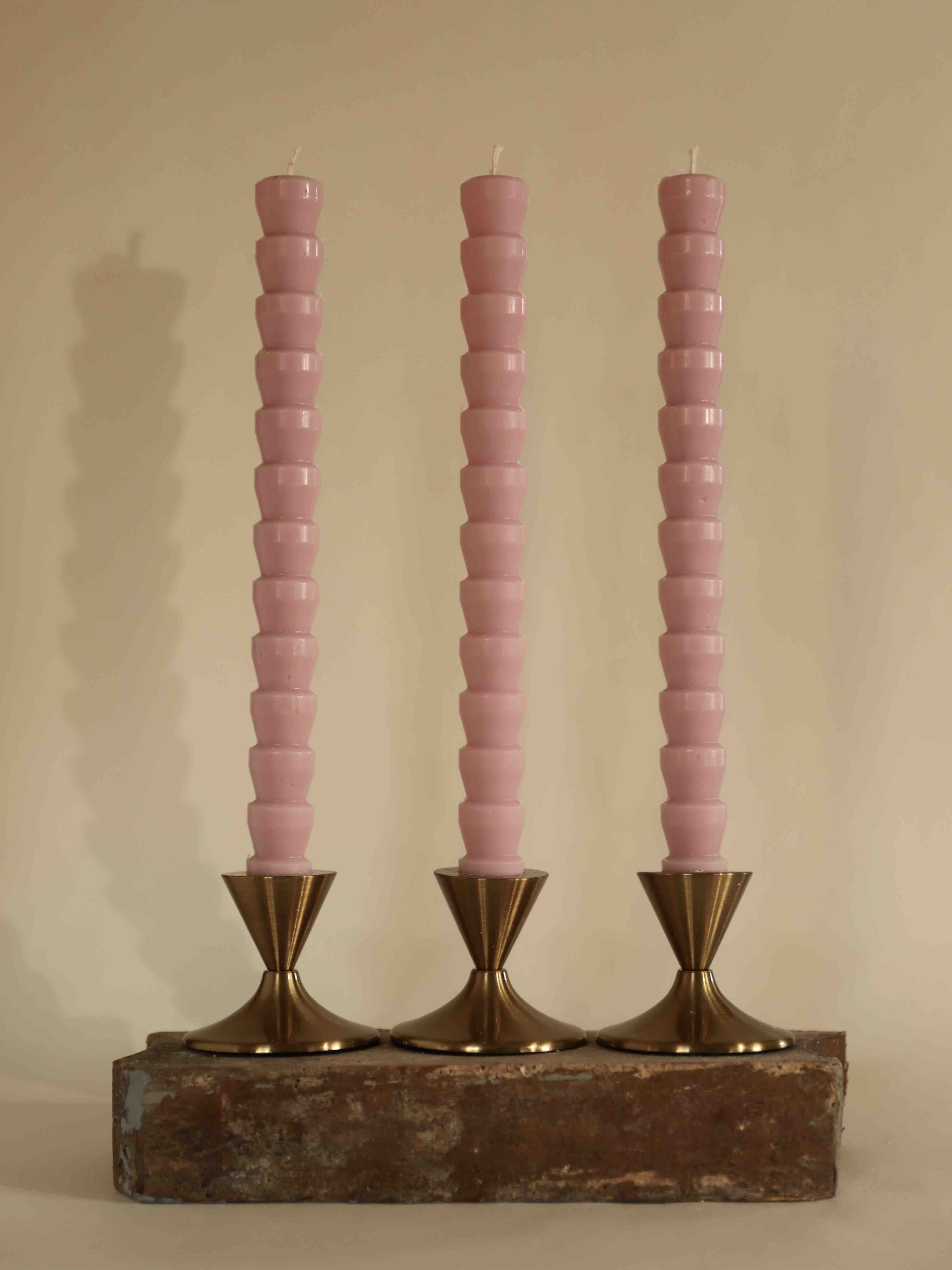 Zara (spalva: sendinta rožė)